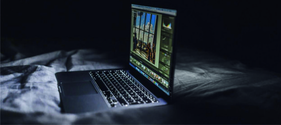 Картинка к статье: Correct use of the laptop, how to avoid breakdowns. Tips from Sunday21.